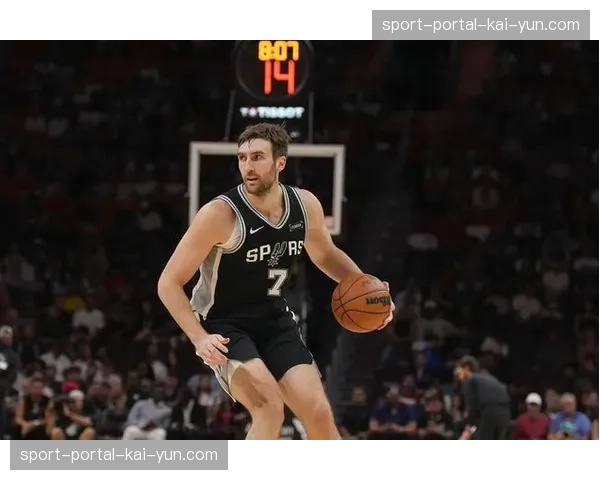 斯普利特护筐评价：科内特在文班缺席时的防守贡献